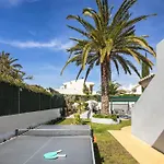 Βίλα At Walking Distance From Center And Beach! Καρβοέιρο