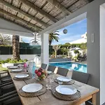 Βίλα At Walking Distance From Center And Beach! Καρβοέιρο
