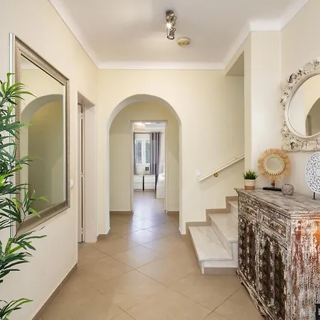 At Walking Distance From Center And Beach! Villa *