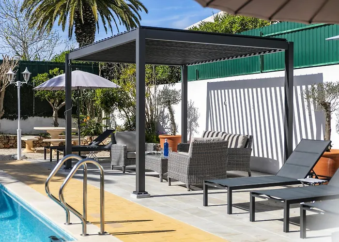 At Walking Distance From Center And Beach! Villa