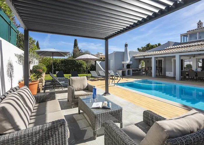 At Walking Distance From Center And Beach! *