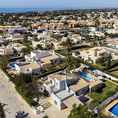 Villa At Walking Distance From Center And Beach! *