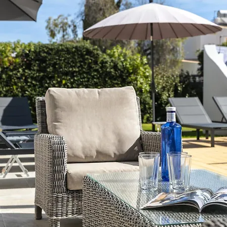 At Walking Distance From Center And Beach! *