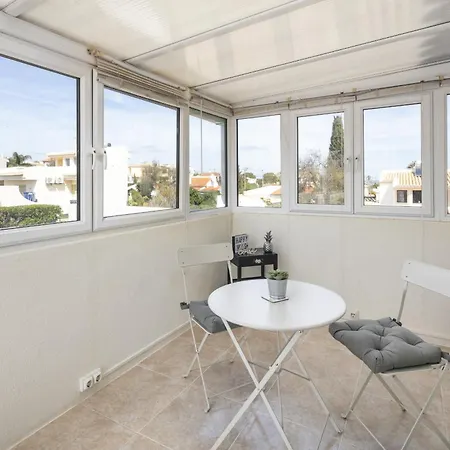 At Walking Distance From Center And Beach! Carvoeiro (Lagoa)