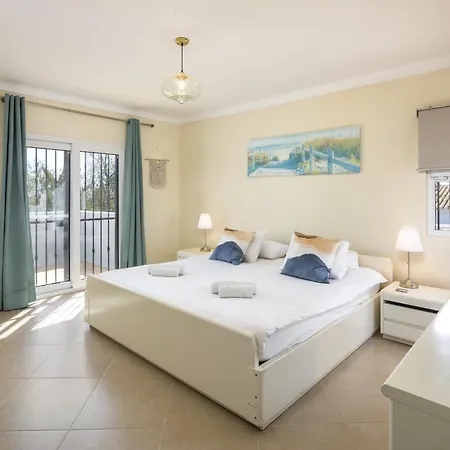 Villa At Walking Distance From Center And Beach! *