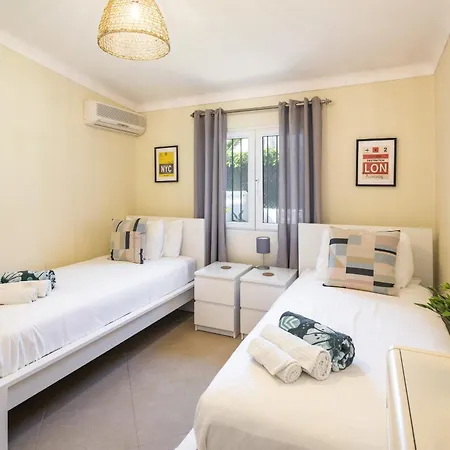 At Walking Distance From Center And Beach! * Carvoeiro (Lagoa)