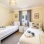 At Walking Distance From Center And Beach! * カルヴォエイロ